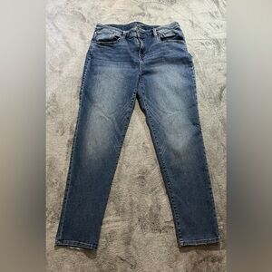 Women's Skinny Jeans in Faded Blue - Comfortable Stretch Chico’s